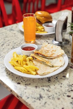 hotel mexico plaza silao aeropuerto