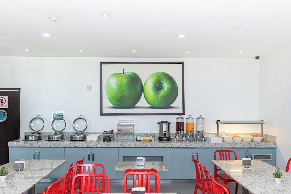 hotel mexico plaza silao aeropuerto