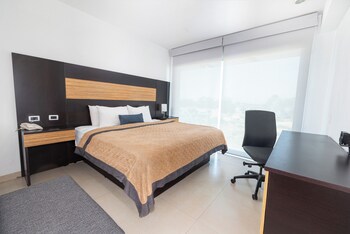 hotel mexico plaza silao aeropuerto