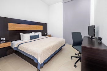 hotel mexico plaza silao aeropuerto