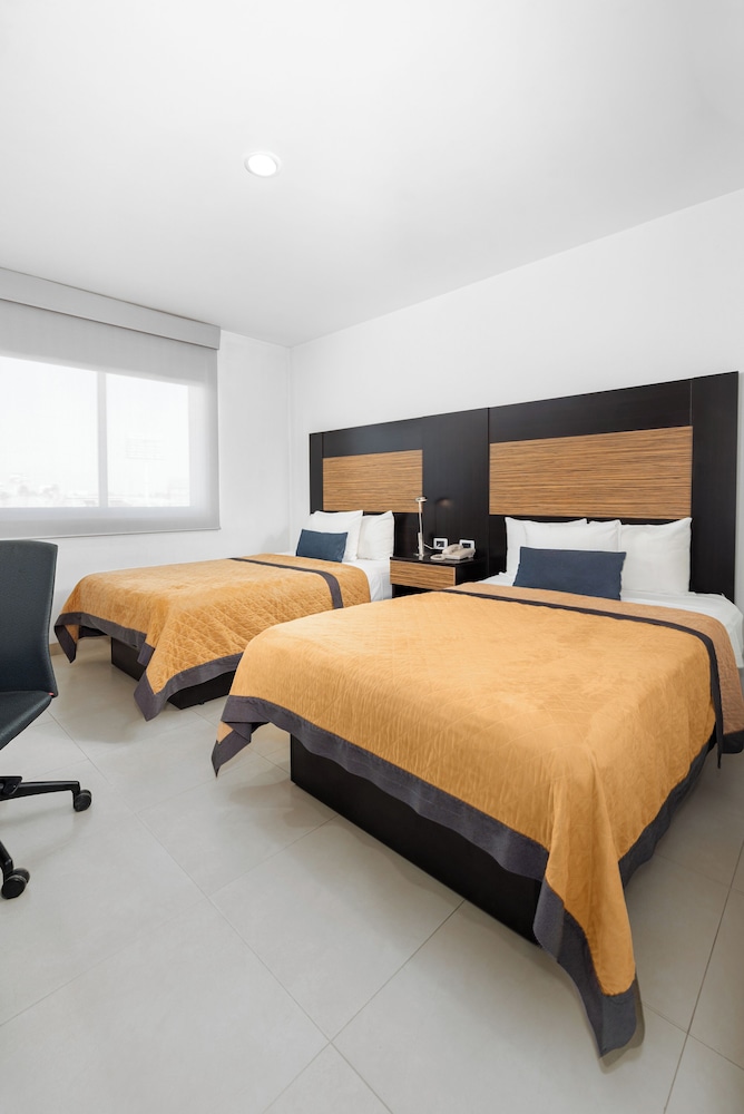 hotel mexico plaza silao aeropuerto