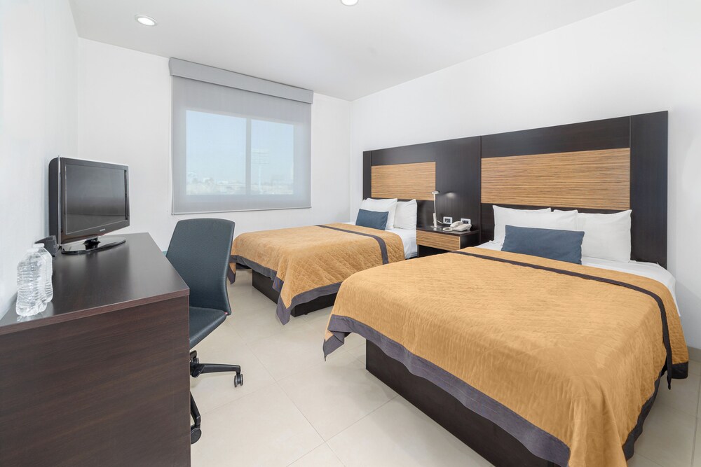 hotel mexico plaza silao aeropuerto