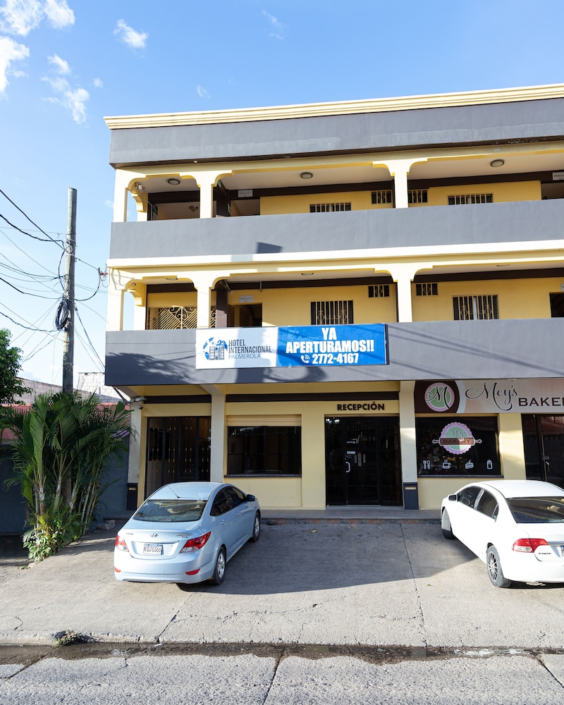 hotel internacional palmerola