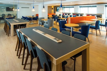 Holiday Inn Express Swindon City Centre By Ihg,South West England>>Bristol,3 star