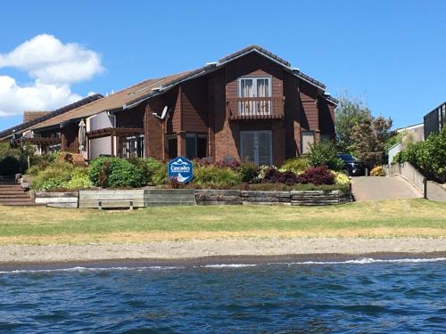 taupo