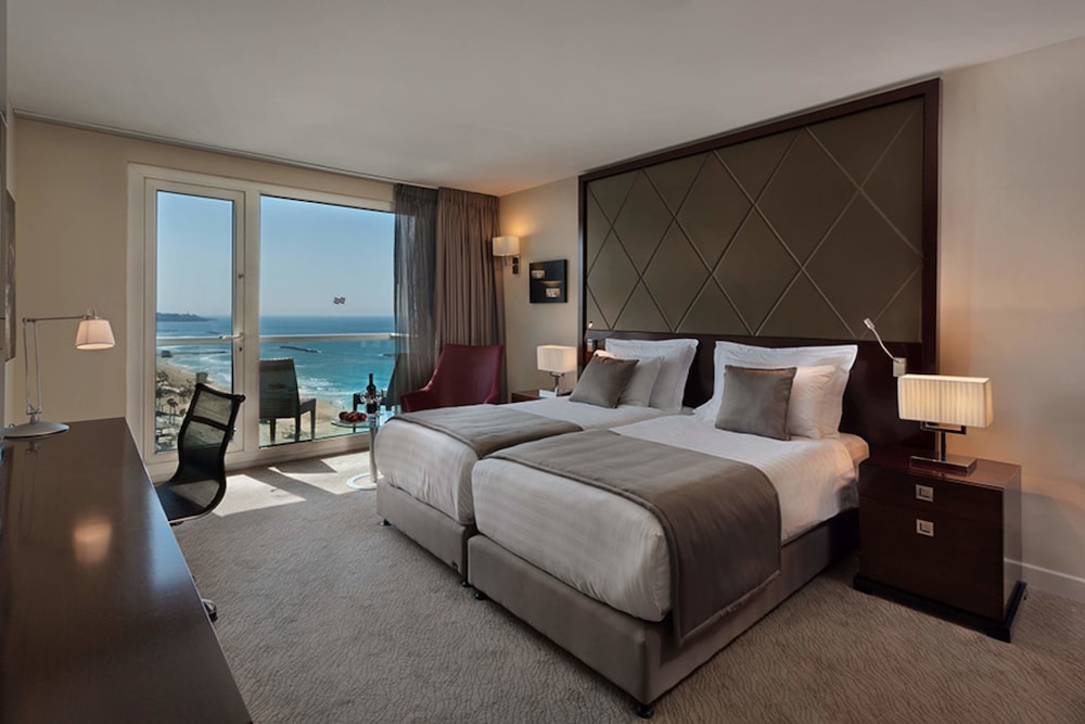 crowne plaza tel aviv beach by ihg