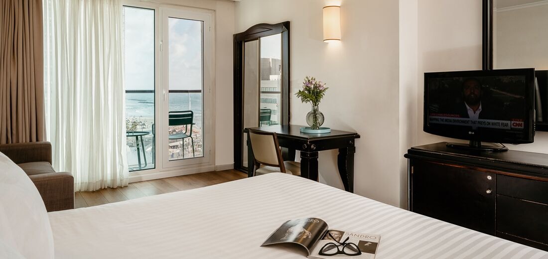 crowne plaza tel aviv beach by ihg