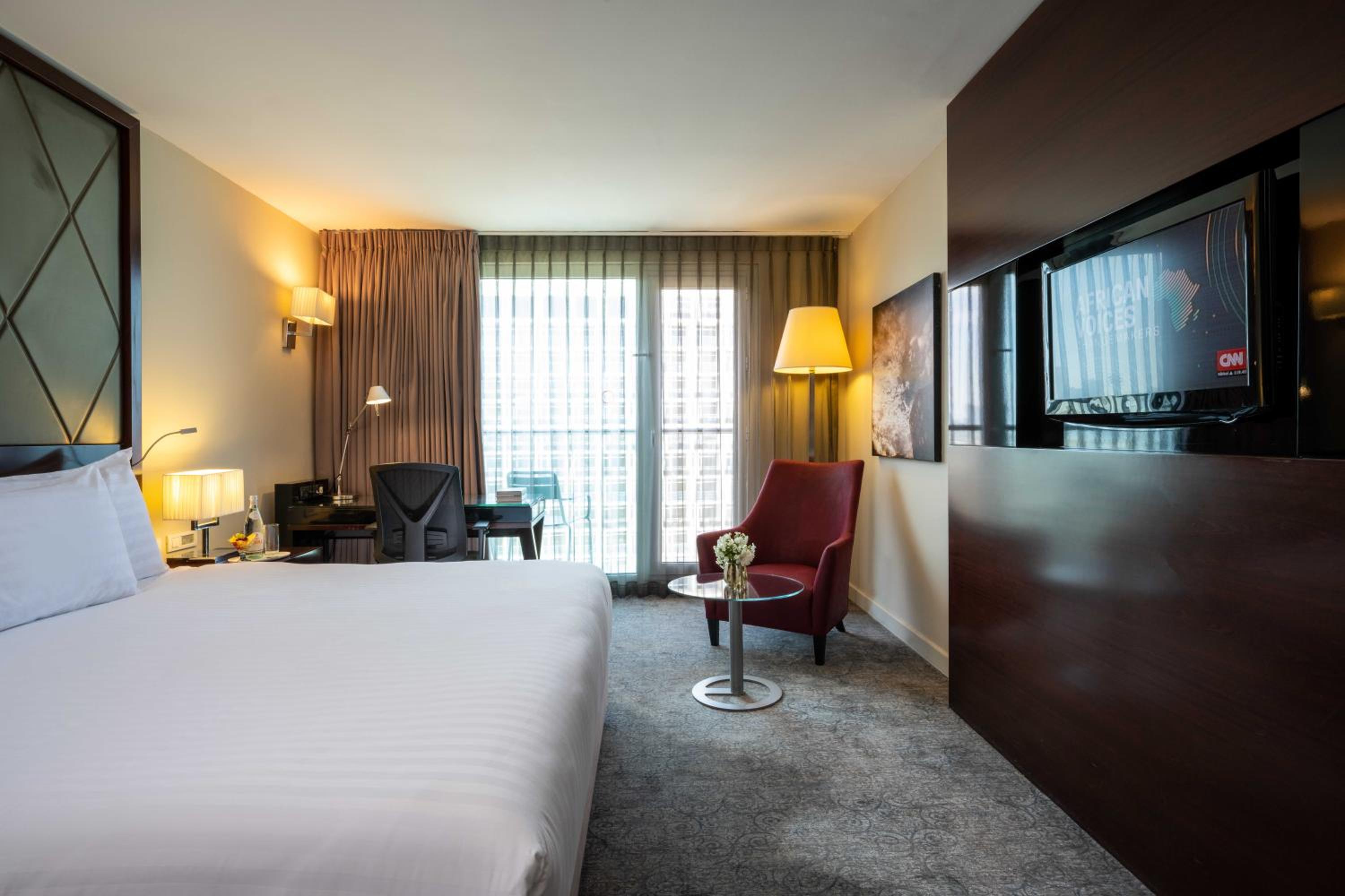 crowne plaza tel aviv beach by ihg