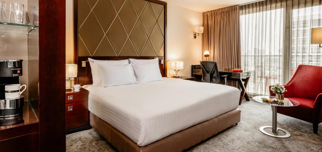 crowne plaza tel aviv beach by ihg