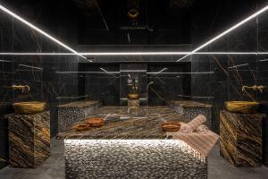 crowne plaza tel aviv beach by ihg