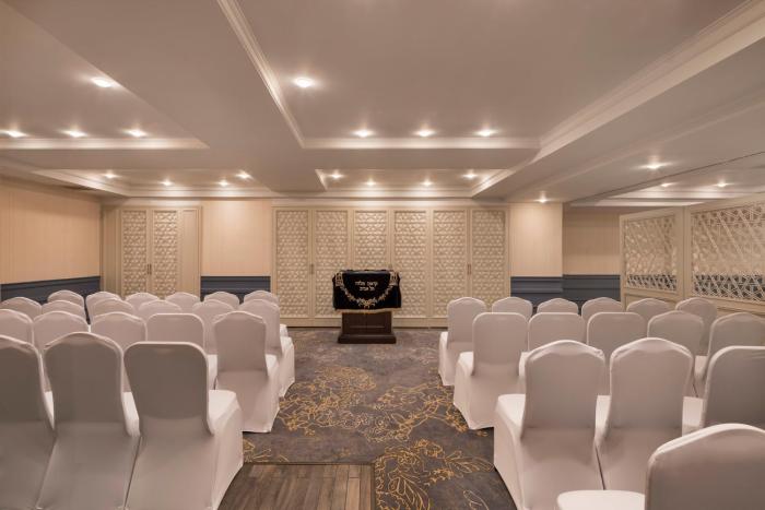 crowne plaza tel aviv beach by ihg