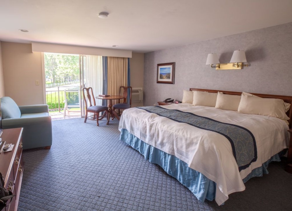 blue rock resort