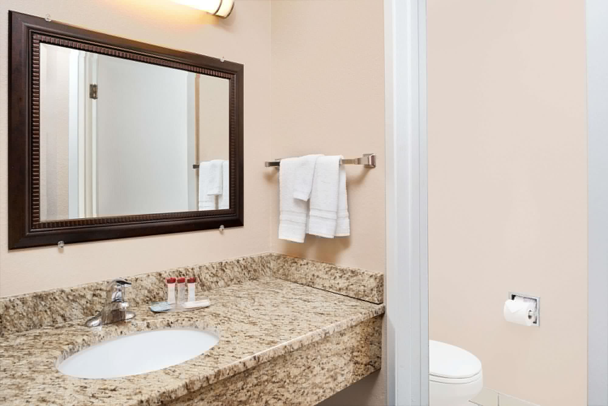 Ramada By Wyndham Spokane Valley,Spokane>>Liberty Lake,2 star