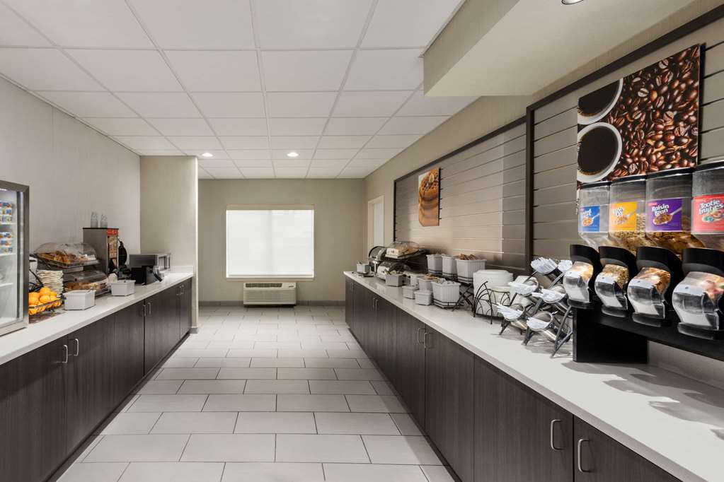 baymont by wyndham springfield i 44