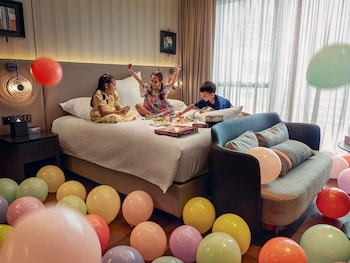 pullman singapore hill street