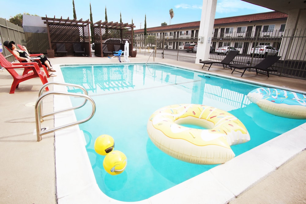 the dixie orange county