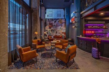moxy phoenix downtown