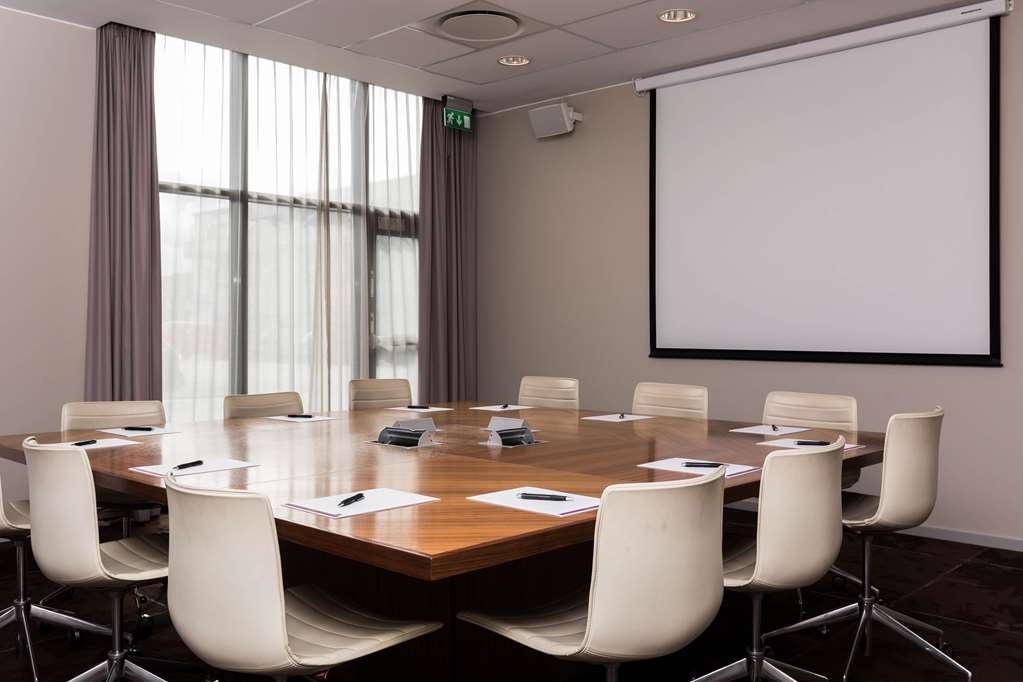 quality hotel airport vaernes