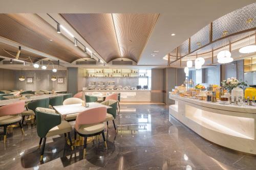 atour hotel nanjing olympic sports center cbd