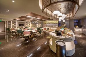 atour hotel nanjing olympic sports center cbd