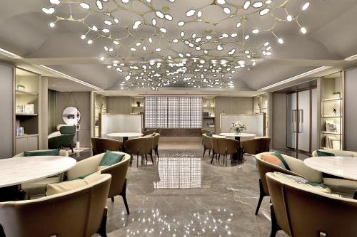 atour hotel nanjing olympic sports center cbd