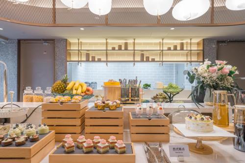 atour hotel nanjing olympic sports center cbd