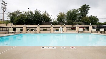 holiday inn express atlanta stone mountain by ihg