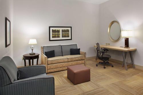 hilton garden inn jonesboro