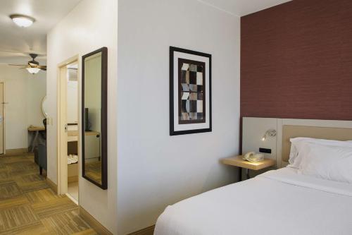 hilton garden inn jonesboro