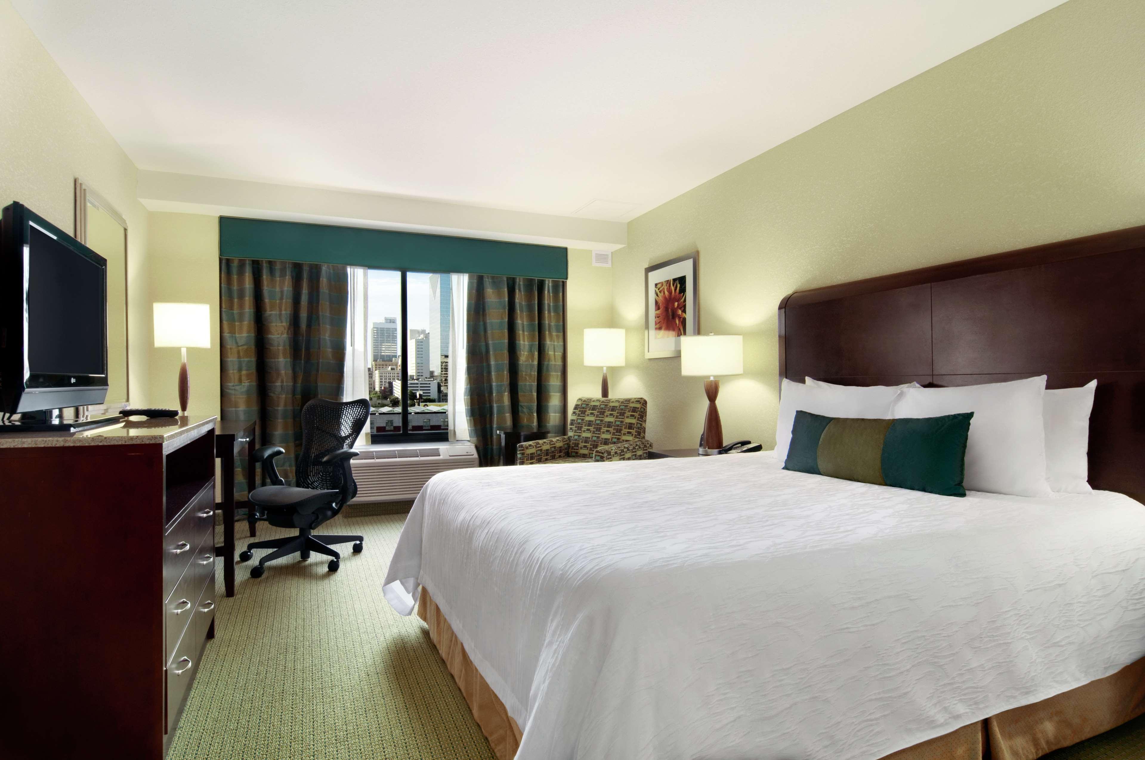 hilton garden inn atlanta downtown