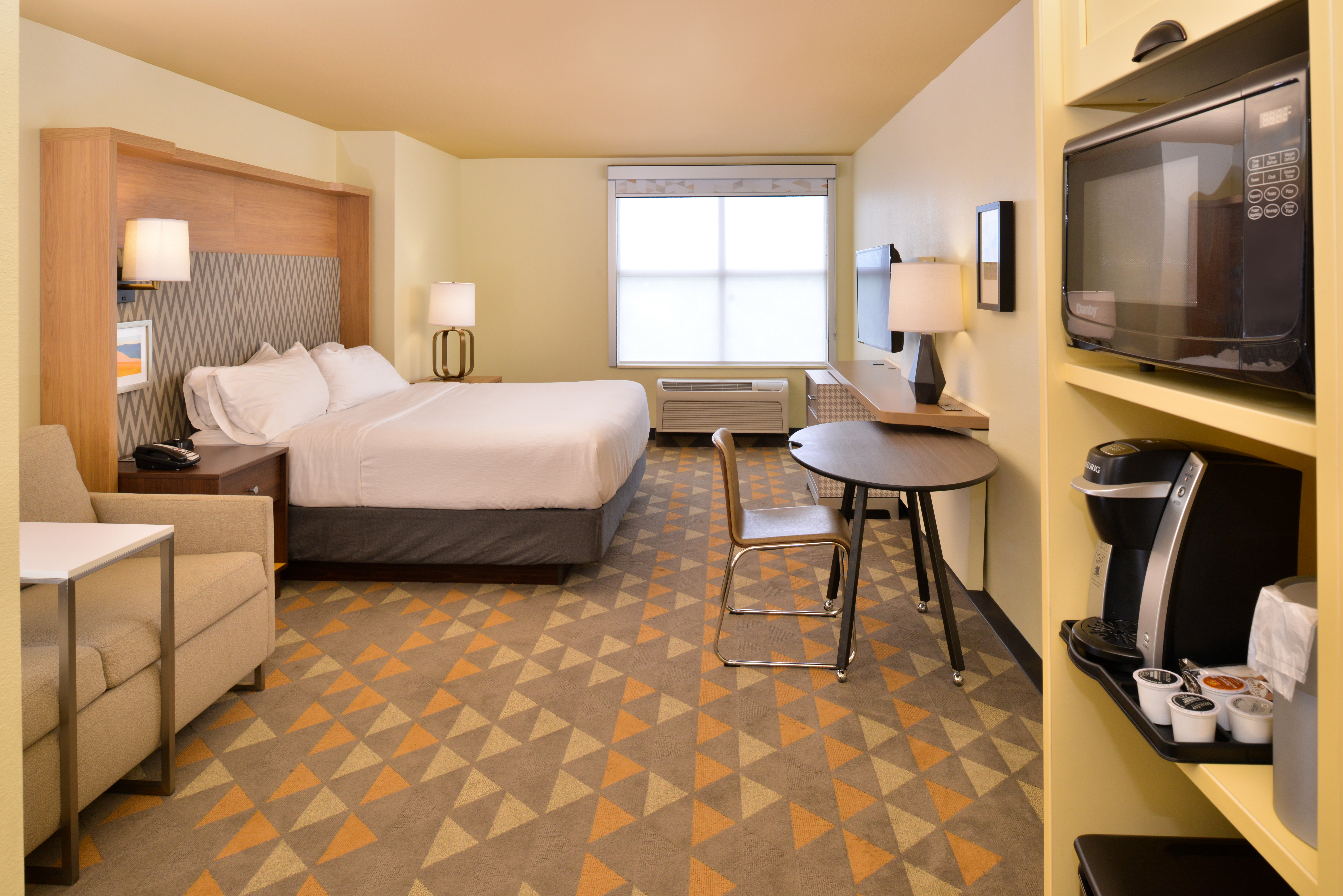 holiday inn kansas city airport by ihg