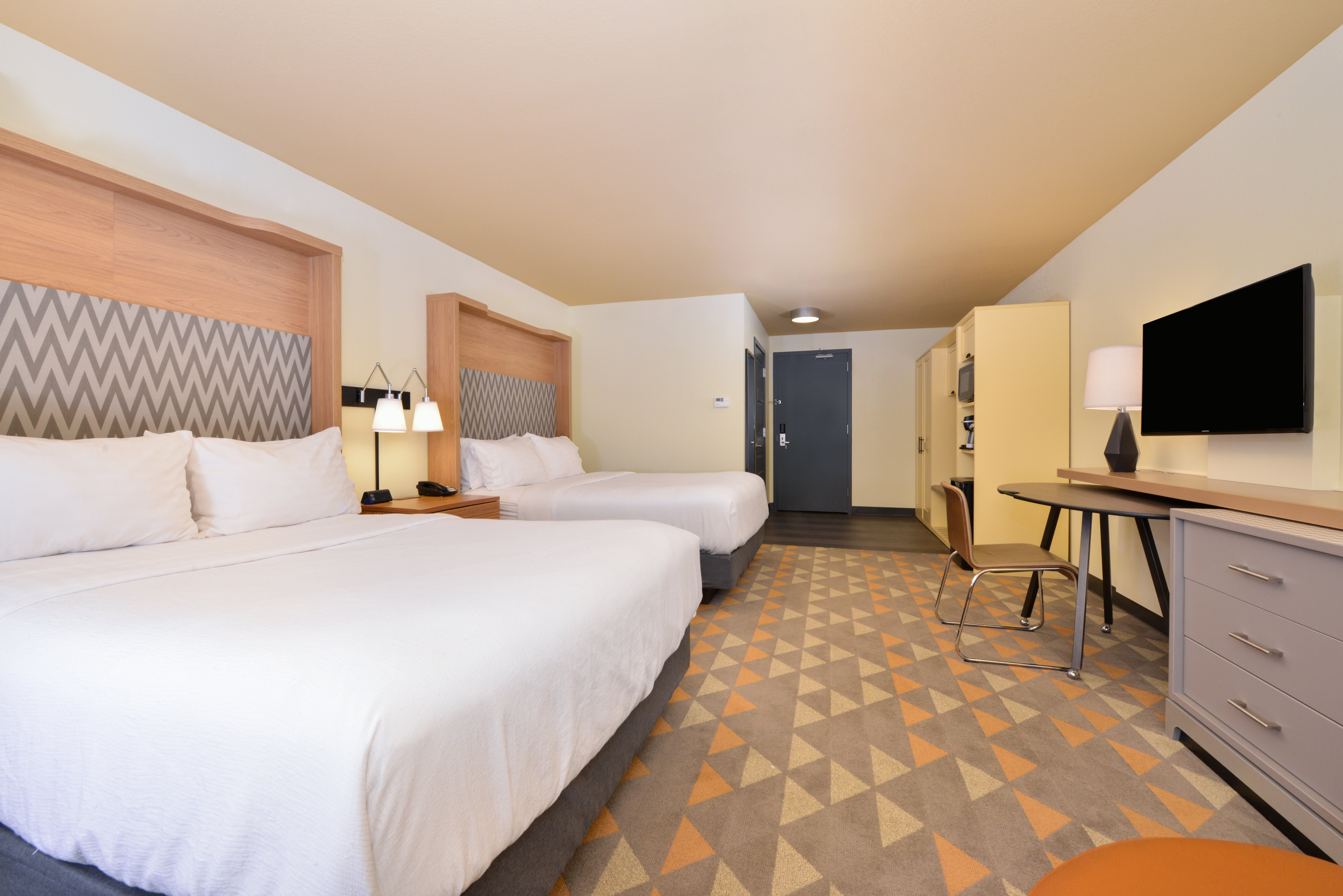holiday inn kansas city airport by ihg