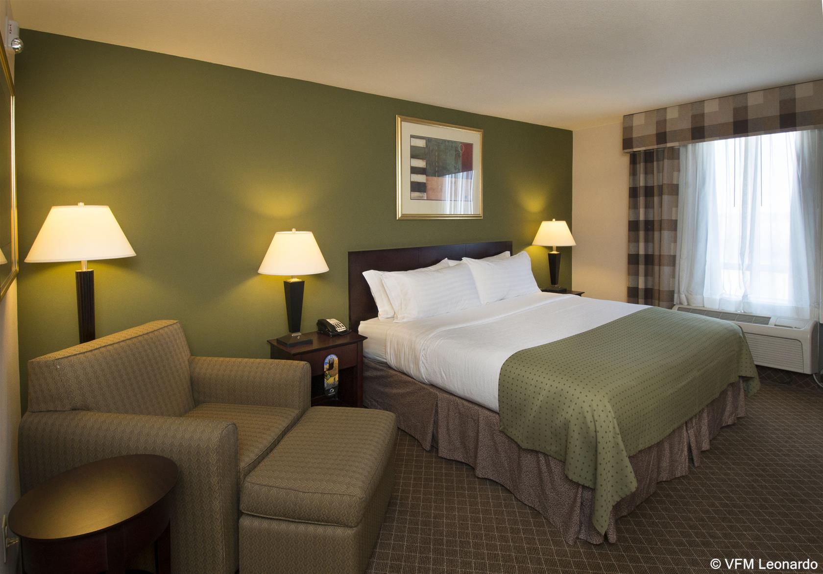 holiday inn kansas city airport by ihg