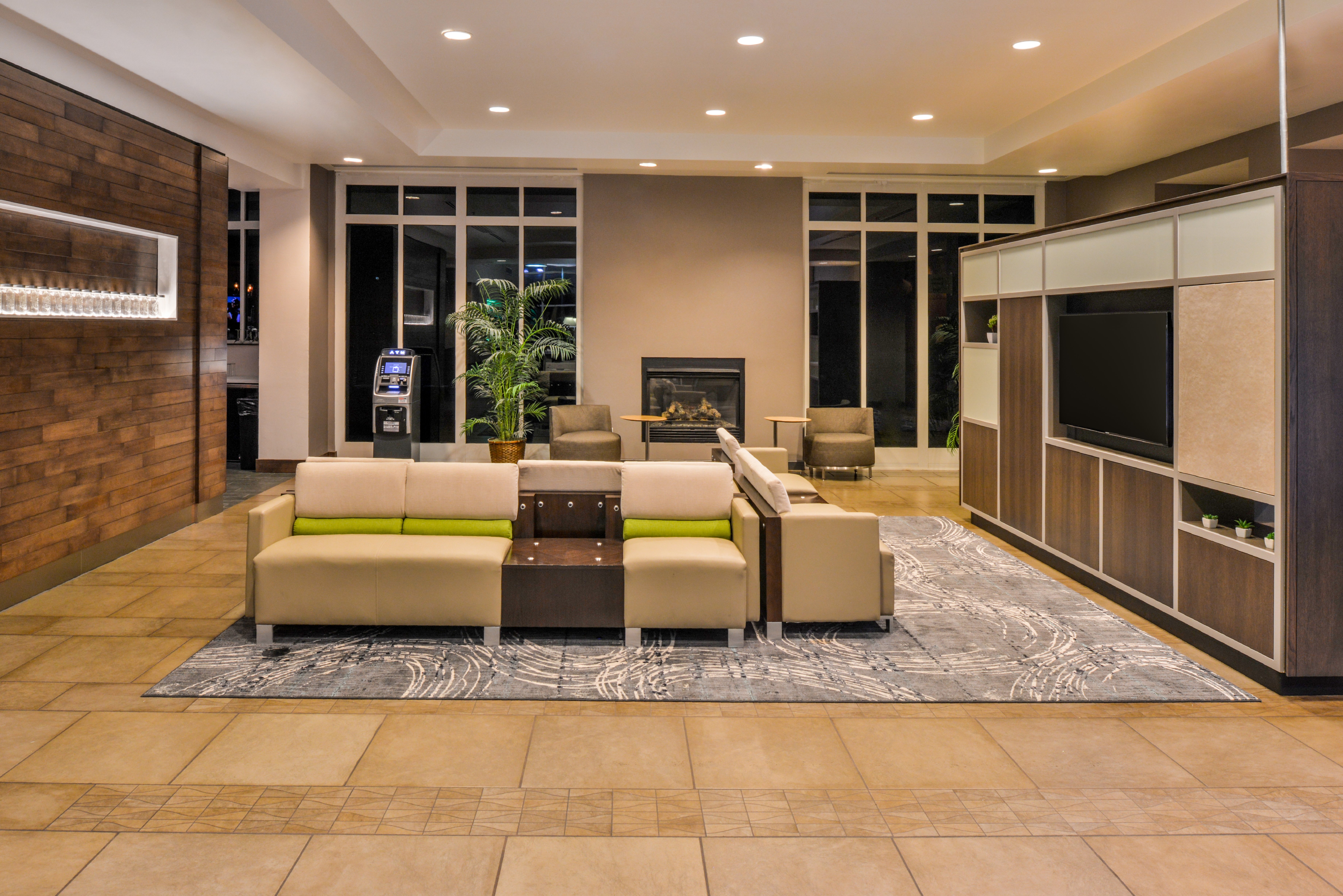 holiday inn kansas city airport by ihg