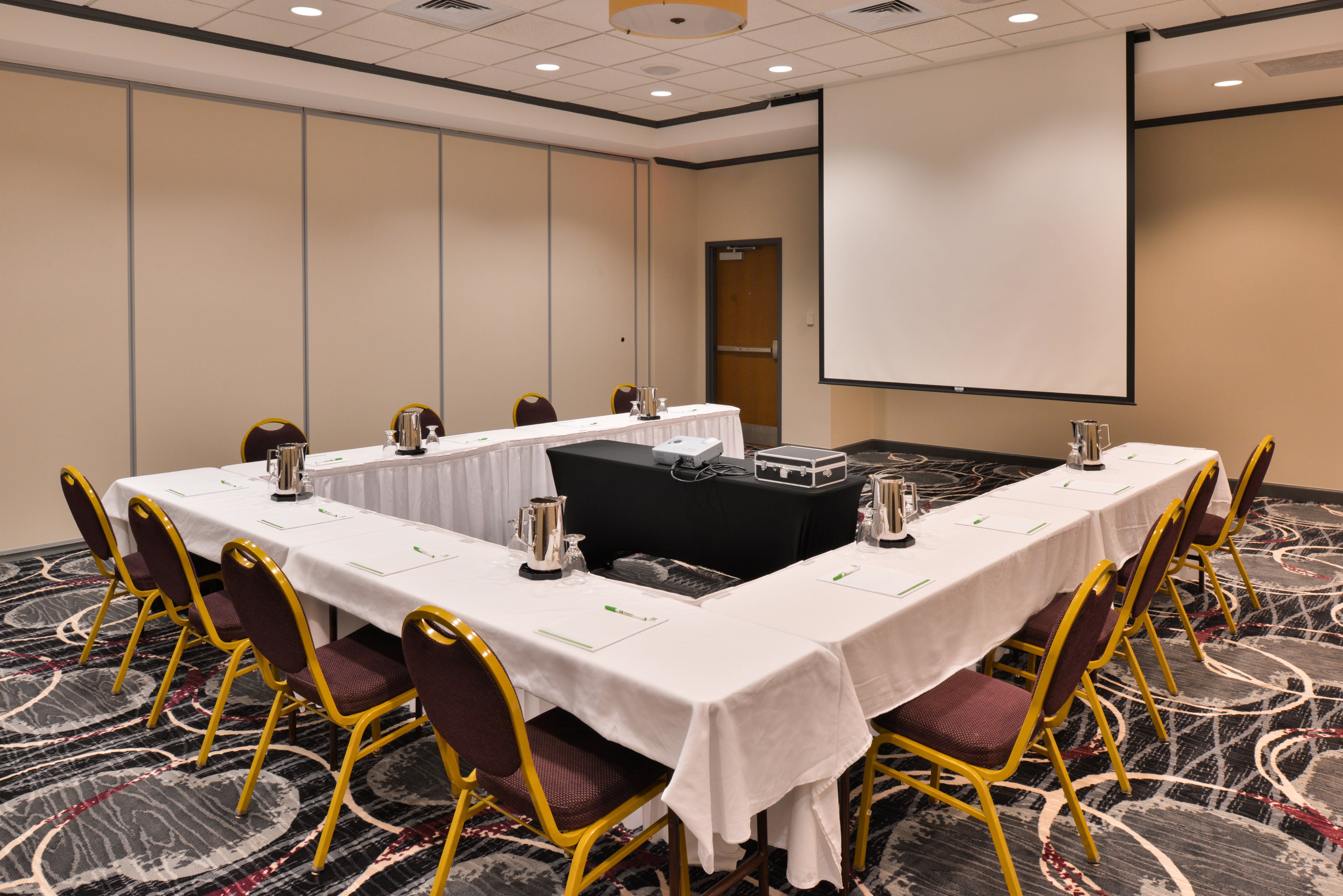 holiday inn kansas city airport by ihg