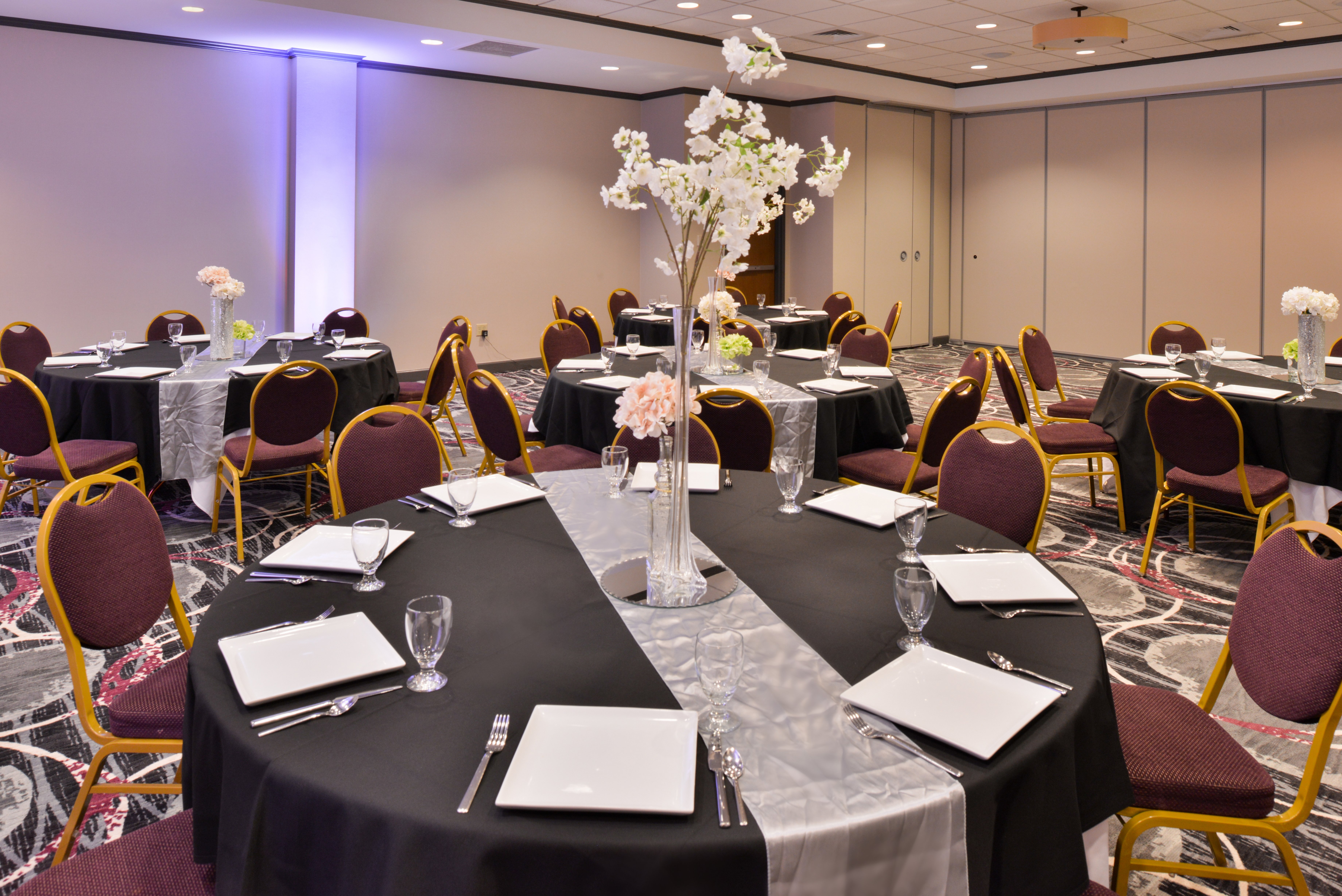 holiday inn kansas city airport by ihg
