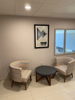 Holiday Inn Express & Suites Auburn - University Area,Auburn>>Alabama,3 star