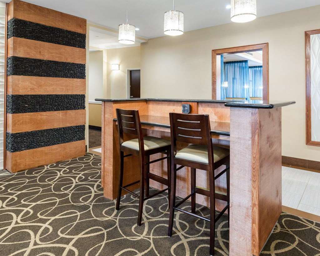 comfort suites at katy mills