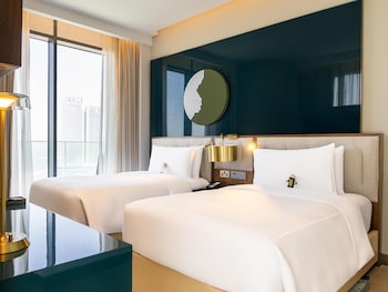 conrad bahrain financial harbour