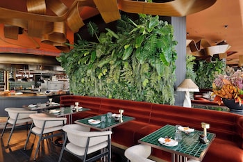 conrad bahrain financial harbour