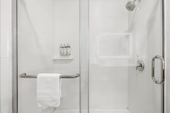 holiday inn express and suites phoenix west tolleson