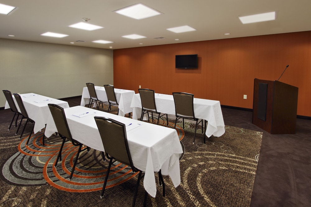 holiday inn express augusta downtown by ihg