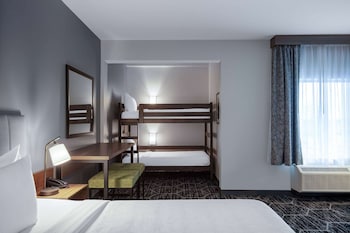 la quinta inn and suites by wyndham centralia