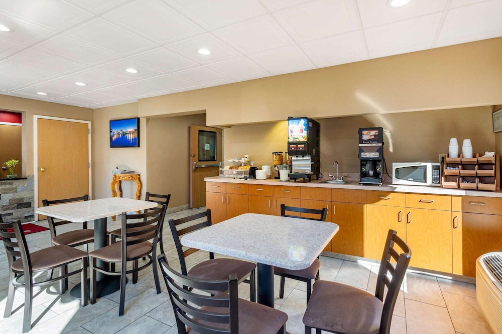 Econo Lodge Lookout Mountain,Tennessee>>Chattanooga,2 star