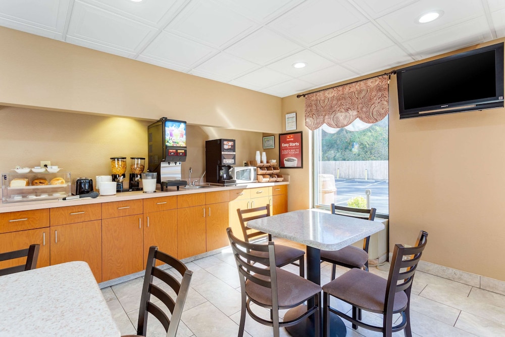 Econo Lodge Lookout Mountain,Tennessee>>Chattanooga,2 star