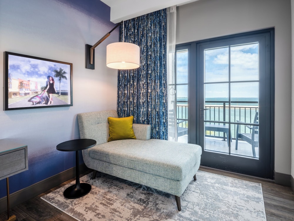 hotel indigo panama city marina