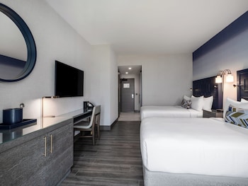 hotel indigo panama city marina