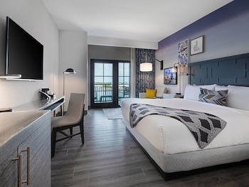 hotel indigo panama city marina