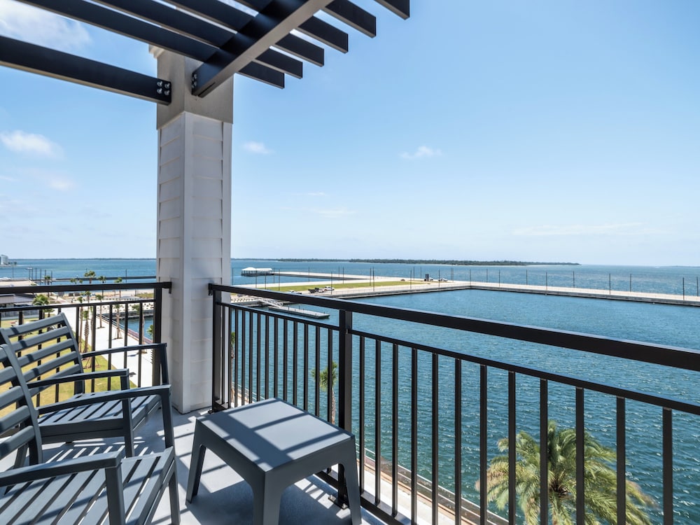 hotel indigo panama city marina