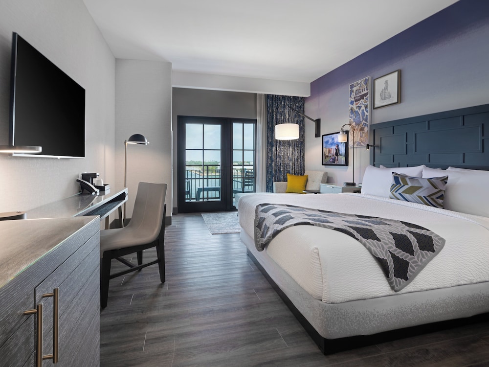 hotel indigo panama city marina